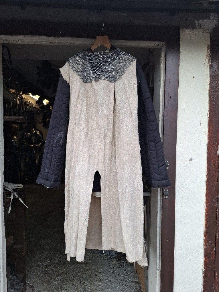 White Cloaks pic 2  - Medieval Costumes -  Ancient Armouries