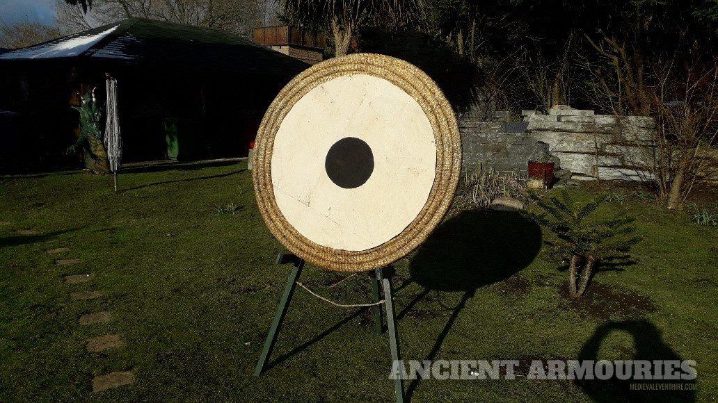 Archery Target & Stand  - Arrows -  Ancient Armouries